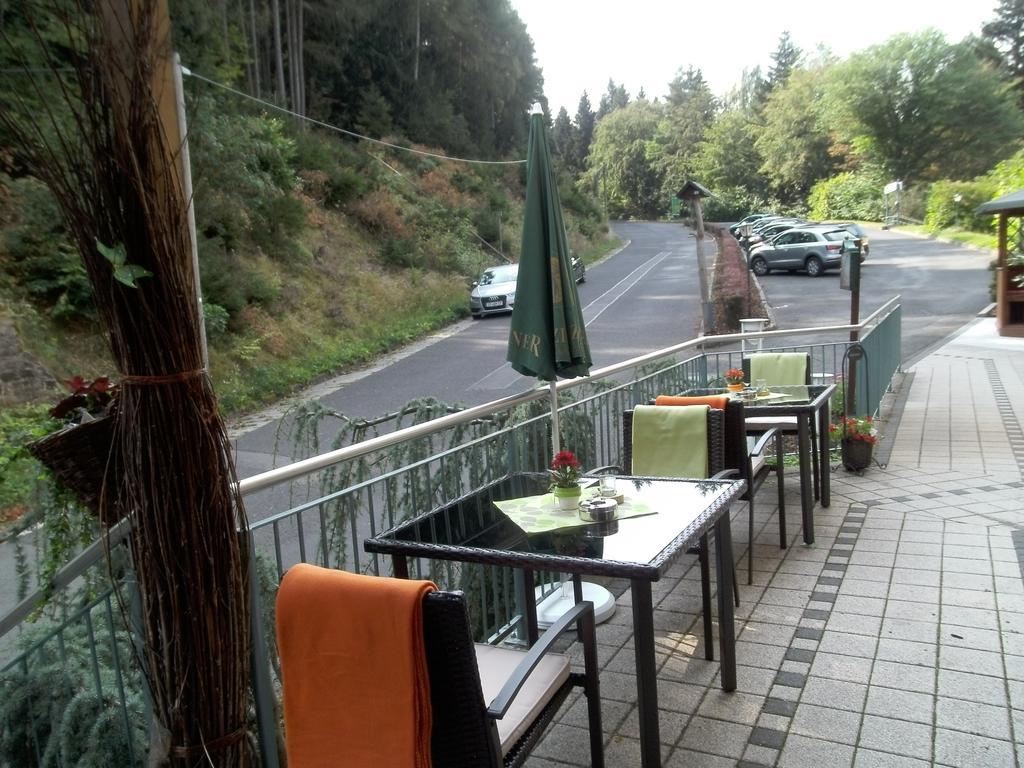 Hotel Am Wald -Garni- 엘제스버그 외부 사진